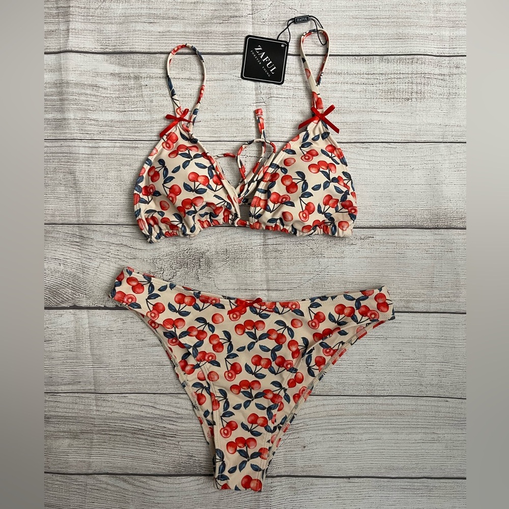 NEW ZAFUL Cherry Bikini (medium)